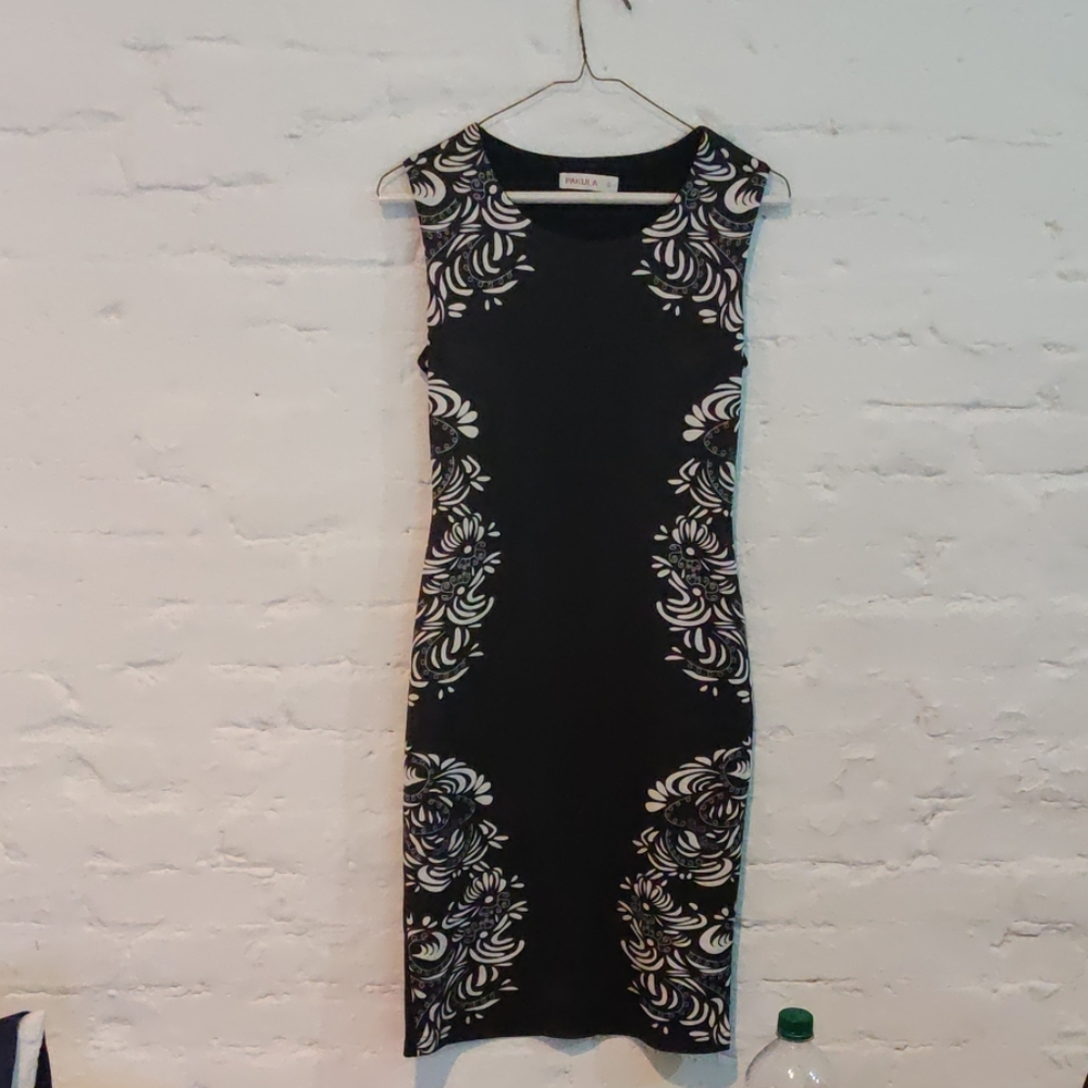 Very sexy, cotton stretch-blend body clining dress